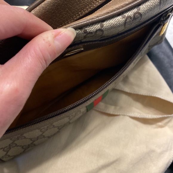 VINTAGE GUCCI CROSSBODY - Picture 11 of 14